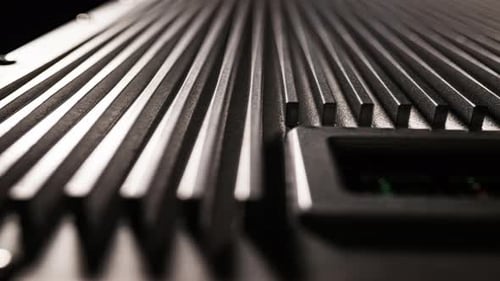 Oberfläche der Metallbox, mit Pulverlack bemalt