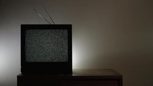 Tv Noise no signal on a ledge loop