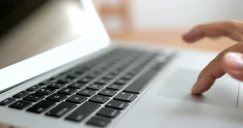 Verwenden eines Laptop-Computers zu Hause