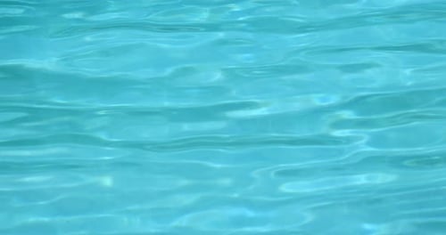 Vague d'eau de piscine