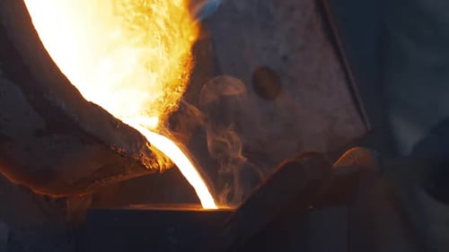 Geschmolzenes Metall