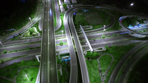 4K : autoroute hyperlapse de métrage pour le concept de transport.