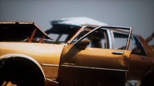 Altes verrostetes Crushed Car