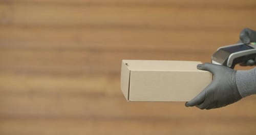 Contactless Payment with Card Reader for Delivery