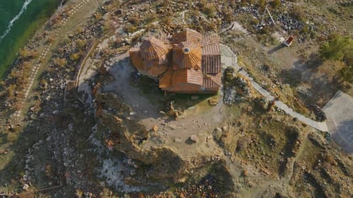 Ayrivank-Kloster am Sevan-See in Armenien Luftbild