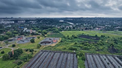 Vista aérea de la depuradora de aguas residuales