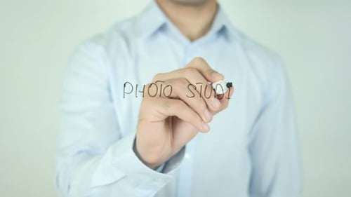 Photo Studio, Writing On Screen