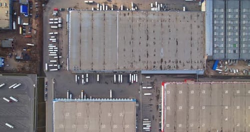 Distribution warehouse