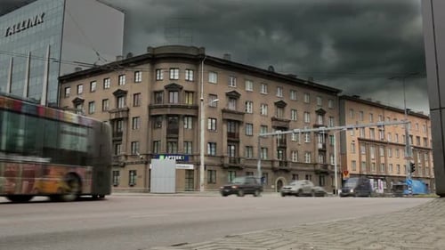 Street traffic timelapse
