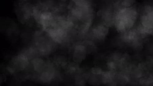 Herrliche Rauchwolken auf einem isolierten schwarzen Hintergrund