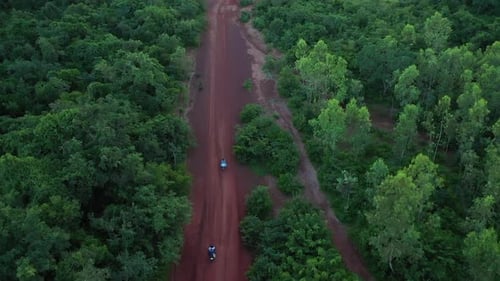 Afrique Mali Village et homme à moto 3