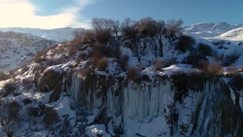 Winter-Wasserfall