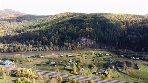 Vue aérienne d'un village en Russie Vue à vol d'oiseau du paysage Caméra sans pilote