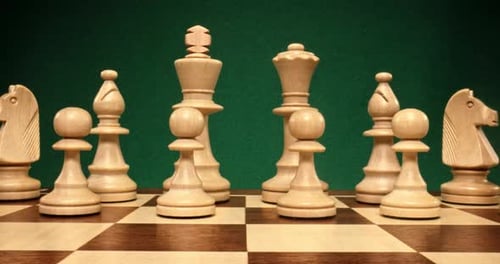 Macro des échecs en tant que jeu à deux