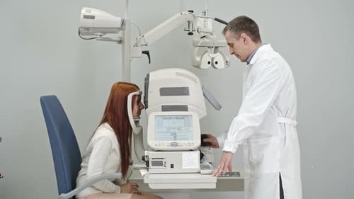 Refraktionstest der Augenuntersuchung