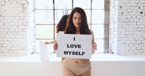 Set studio Body Acceptance