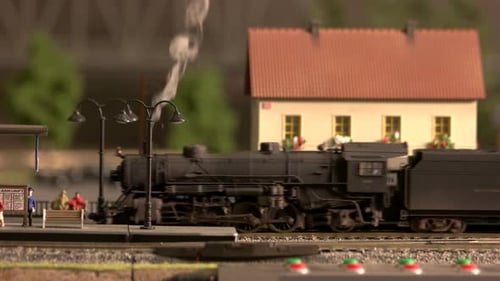 Moving Model of Steam Locomotive.
