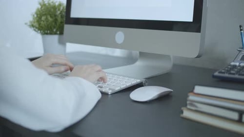 Use Computer In Office