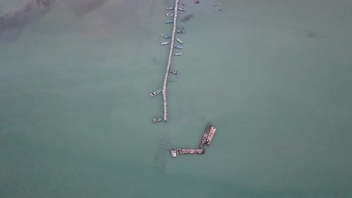 Top down view fisherman bridge.