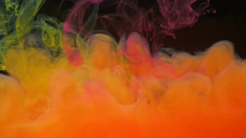 Increíble nube melocotón con tinta amarilla y rosa brillante