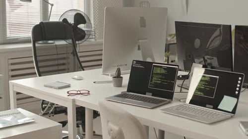 Büroeinrichtung für Programmierer