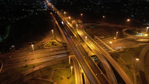 4K : autoroute hyperlapse de métrage pour le concept de transport.