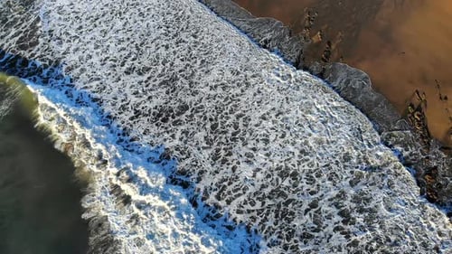 Beach on A Sunny Day 4k