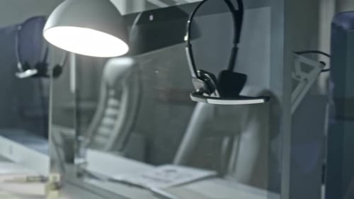 Call Center-Büro außerhalb der Geschäftszeiten