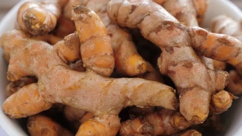 Roots of Turmeric in Plate