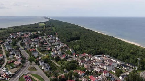 Vue aérienne de Jastarnia sur la péninsule de Hel sur la mer Baltique en Pologne, Europe