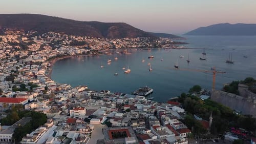 Vue aérienne panoramique de la station balnéaire de Bodrum, Turquie
