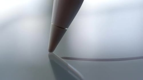 Digital Pen Drawing on a Glossy Tablet Surface