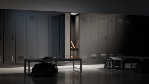 Interior del vestuario escolar. Vestuario con taquillas grises en un club deportivo.