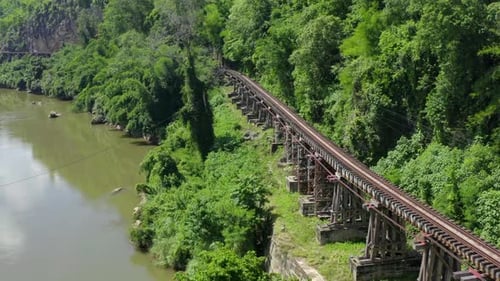 Death Railway Bridge Siam Burma Railway en Kanchanaburi, Tailandia
