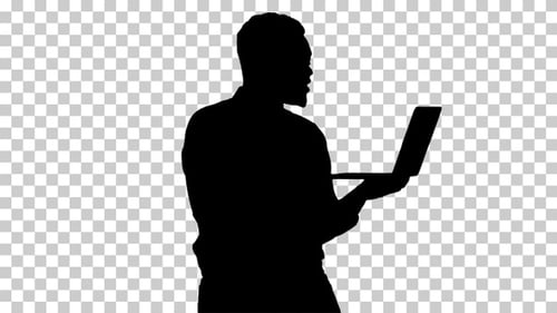 Silhouette Alegre, jovem empresária afro-americana de sucesso