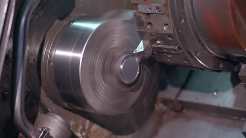 Maschinen zur industriellen Metallbearbeitung