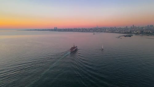 Aerial Sunset Und Boot 2
