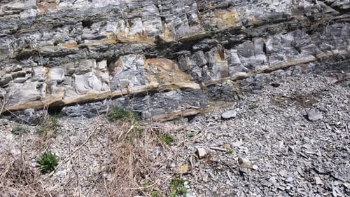 Mehrschichtige Felsformation