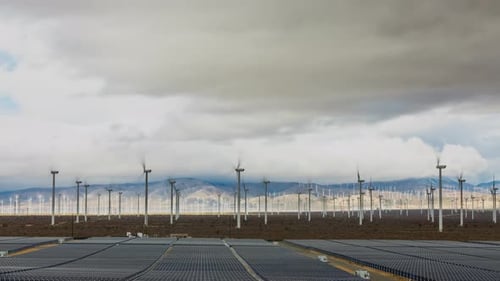 Time Lapse of Solar And Wind Power Generation In California