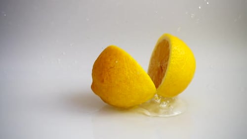 Falling of a Lemon