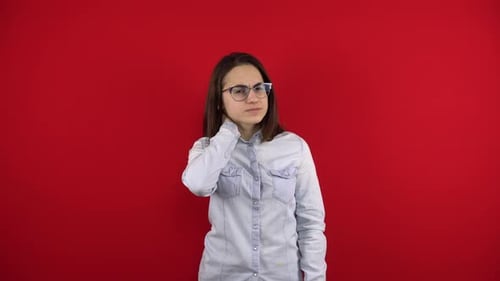 Young Woman With Neck and Throat Discomfort