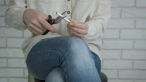 Keine rauchende Frau.
