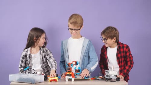 Children Building Robots and Electronics Together