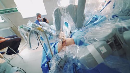 Robotic Surgery in Operating Room
