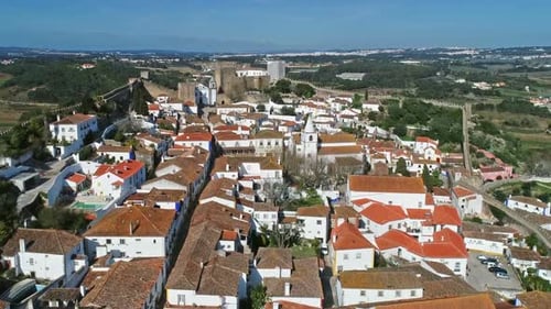 Vue aérienne de la ville médiévale d'Obidos au Portugal