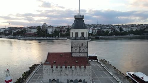 Torre de la doncella icono de Estambul de Turquía