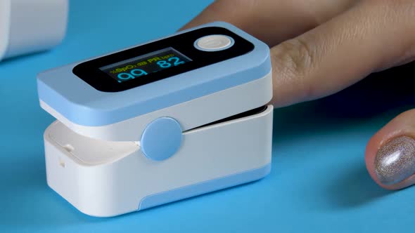 Noninvasive Method for Monitoring Person's Oxygen Saturation SpO2 By ...