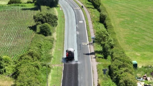 Resurfaçage des routes par traitement de surface
