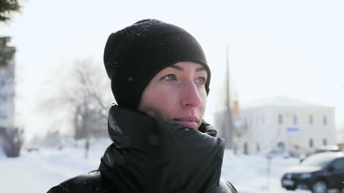 Outdoor Fashion Portrait of Pretty Young Woman in Winter Park