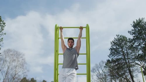 Athlete doing leg lifts